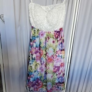 5/$25 Floral Strapless Dress